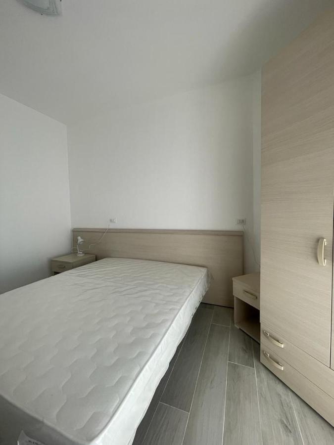 Residence Apollo - Walterigato Apartments Solo Per Famiglie Lido di Jesolo Kültér fotó