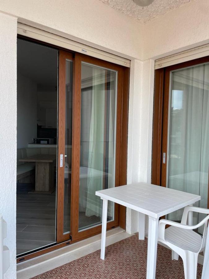 Residence Apollo - Walterigato Apartments Solo Per Famiglie Lido di Jesolo Kültér fotó