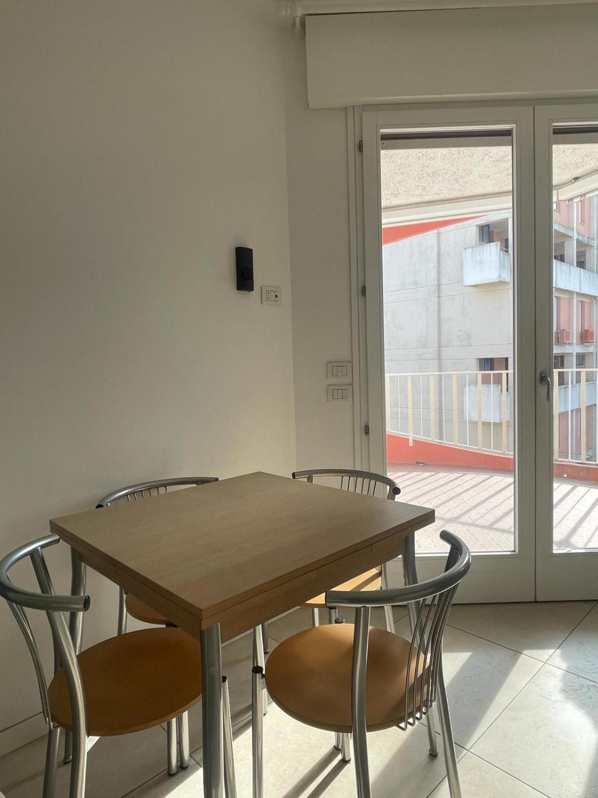 Residence Apollo - Walterigato Apartments Solo Per Famiglie Lido di Jesolo Kültér fotó