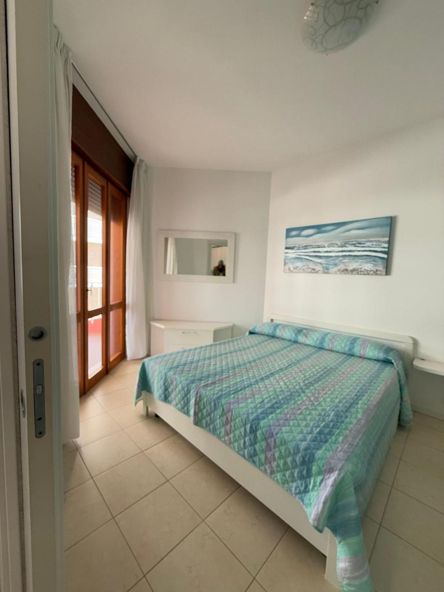 Residence Apollo - Walterigato Apartments Solo Per Famiglie Lido di Jesolo Kültér fotó